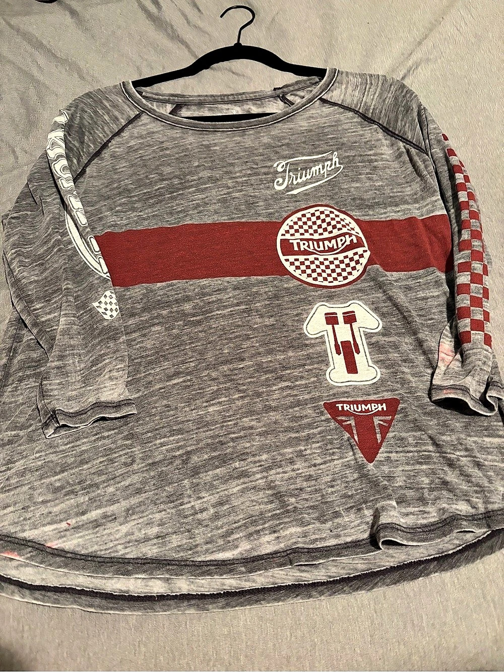 Triumph Lucky Brand 3/4 Sleeve Graphic Tee in Gray & Red Size Medium